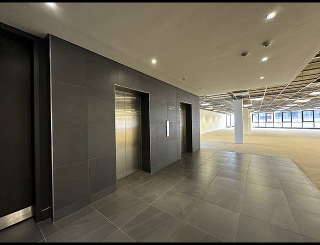 560M² OFFICE TO LET IN SANDTON CENTRAL